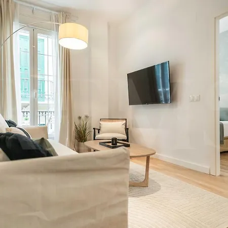 Apartment Comfortable With Balcony - Center Malaga